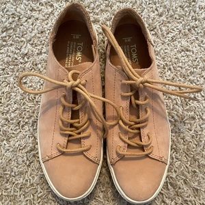 TOMS Tennis Shoes